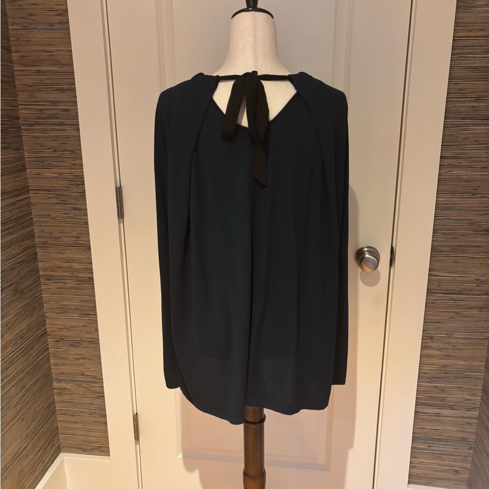 Elegant Forest Green Sweater With Ribbon Back Tie